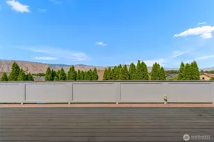 154 S Meadowbrook Ln, East Wenatchee, WA 98802 - Photo 14
