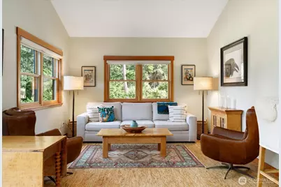 8015 Cultus Bay Road, Clinton, WA 98236 - Photo 6