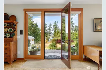 8015 Cultus Bay Road, Clinton, WA 98236 - Photo 4