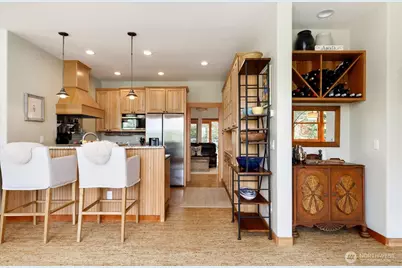 8015 Cultus Bay Road, Clinton, WA 98236 - Photo 8