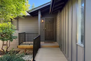 9323 NE 124th St, Kirkland, WA 98034 - Photo 4