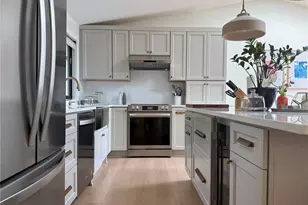 9323 NE 124th St, Kirkland, WA 98034 - Photo 10