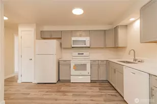 17520 6 Ave Ct E, Spanaway, WA 98387 - Photo 18