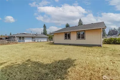 17520 6th Ave Ct E, Spanaway, WA 98387 - Photo 8