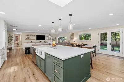 19411 NE 159th Street, Woodinville, WA 98077 - Photo 4