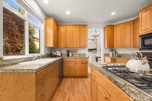 17617 31st Dr SE, Bothell, WA 98012 - Photo 8
