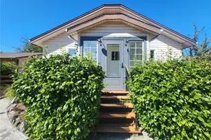 215 W Motor Ave, Port Angeles, WA 98362 - Photo 6