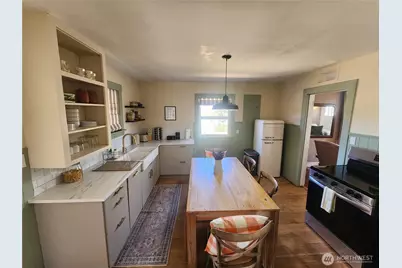 215 W Motor Avenue, Port Angeles, WA 98362 - Photo 22