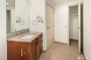 10610 NE 9th Pl, Bellevue, WA 98004 - Photo 14