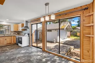 31940 W Morrison St, Carnation, WA 98014 - Photo 8