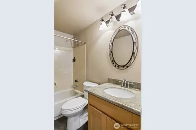 5901 Phinney Avenue N #304, Seattle, WA 98103 - Photo 8