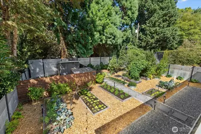 2752 NE 103rd Street, Seattle, WA 98125 - Photo 10