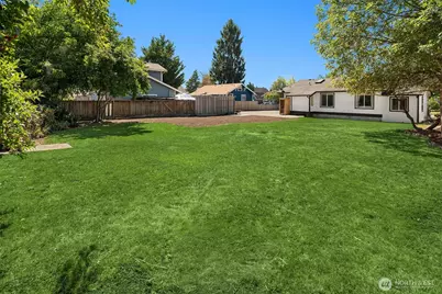 1747 Harding Street, Enumclaw, WA 98022 - Photo 26