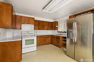 802 S Montesano St, Westport, WA 98595 - Photo 12