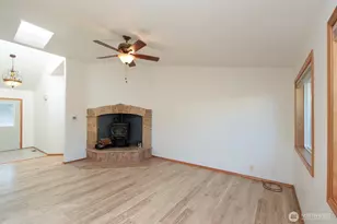 716 S N St, Port Angeles, WA 98363 - Photo 6