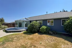 716 S N St, Port Angeles, WA 98363 - Photo 2