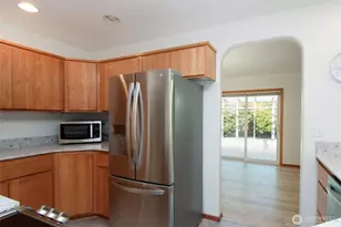716 S N St, Port Angeles, WA 98363 - Photo 16