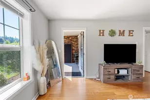 690 32nd St, Bellingham, WA 98225 - Photo 10