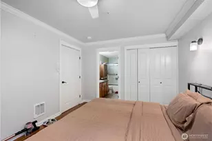 690 32nd St, Bellingham, WA 98225 - Photo 14