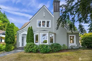 721 15th St, Bellingham, WA 98225 - Photo 2