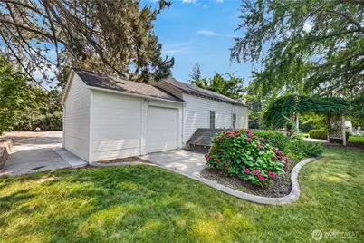 912 Cherry Lane, Grandview, WA 98930 - Photo 26