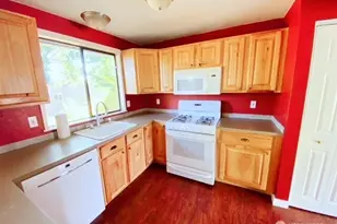 2216 179th St SE, Bothell, WA 98012 - Photo 2