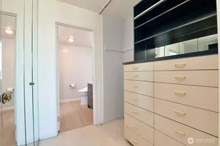 4540 8th Ave NE, Seattle, WA 98105 - Photo 16