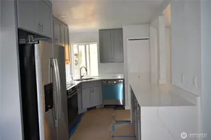 9014 S J St, Tacoma, WA 98444 - Photo 4
