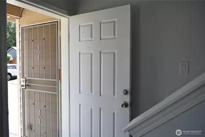 9014 S J Street, Tacoma, WA 98444 - Photo 2