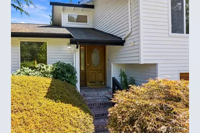 6010 152nd Avenue NE, Redmond, WA 98052 - Photo 2