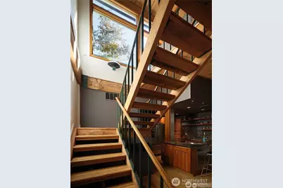 611 Post Avenue #7, Seattle, WA 98104 - Photo 10