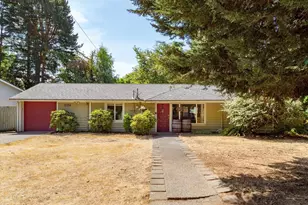 1331 N 121st St, Seattle, WA 98133 - Photo 2