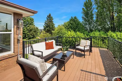 10022 11th Avenue NW, Seattle, WA 98177 - Photo 24