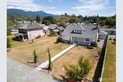 8387 Dyer Street, Lyman, WA 98263 - Photo 4