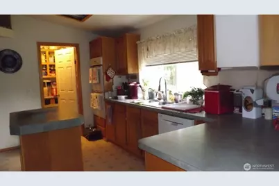 26204 Helmick Road, Sedro Woolley, WA 98284 - Photo 6
