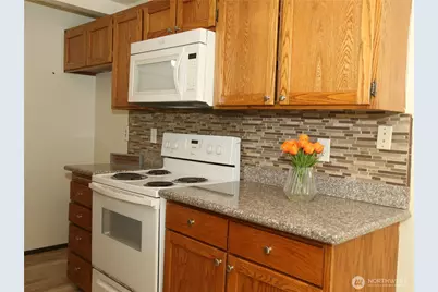 26425 Pennsylvania Avenue NE #34, Kingston, WA 98346 - Photo 16