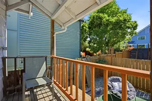 113 NE 60th St, Seattle, WA 98115 - Photo 32