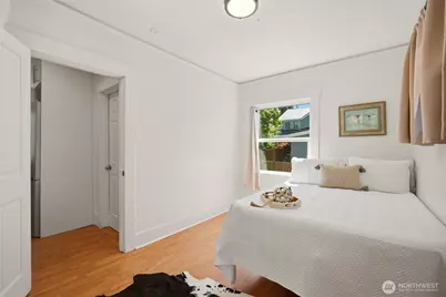 113 NE 60th Street, Seattle, WA 98115 - Photo 24