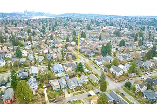 113 NE 60th St, Seattle, WA 98115 - Photo 38