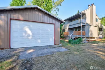 1914 McKenzie Avenue, Bellingham, WA 98225 - Photo 1