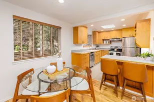 13734 Stone Ave N, Seattle, WA 98133 - Photo 6