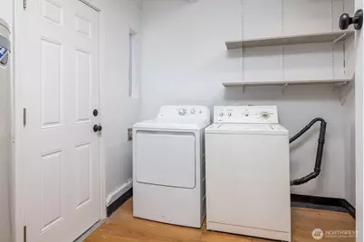 13734 Stone Avenue N, Seattle, WA 98133 - Photo 18