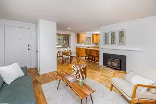 13734 Stone Ave N, Seattle, WA 98133 - Photo 2