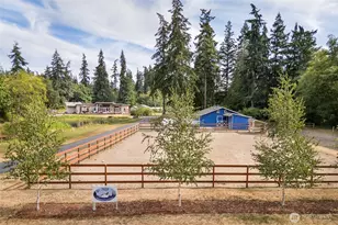 7929 NE Hunt Club Ln, Hansville, WA 98340 - Photo 2