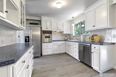 22105 78th Place W, Edmonds, WA 98026 - Photo 8