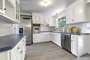 22105 78th Pl W, Edmonds, WA 98026 - Photo 8
