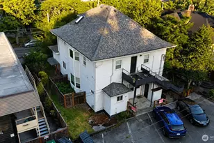 815 15th Ave E, Seattle, WA 98112 - Photo 2