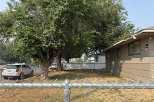 915 SE 4th Ave, Quincy, WA 98848 - Photo 4
