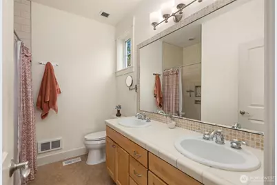 211 N Stromberg Avenue, Port Townsend, WA 98368 - Photo 14