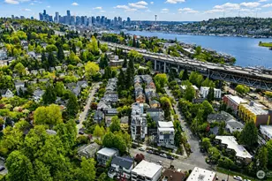 3261 Fuhrman Ave E, Seattle, WA 98102 - Photo 4